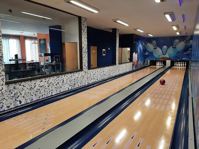 Comentarii opinii despre Bowling Nikita