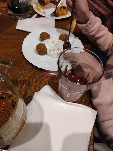 Radegastovna Za Vodou - Gastronomie a pohostinství