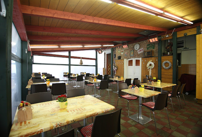 Príma Chlebíček / COFFEE & BISTRO - Praha