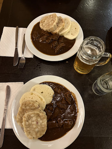 Restaurace a pivovar U Fleků - Gastronomie a pohostinství