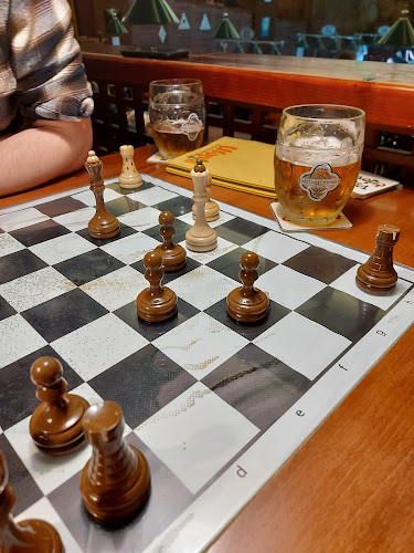 Comentarii opinii despre Utopia