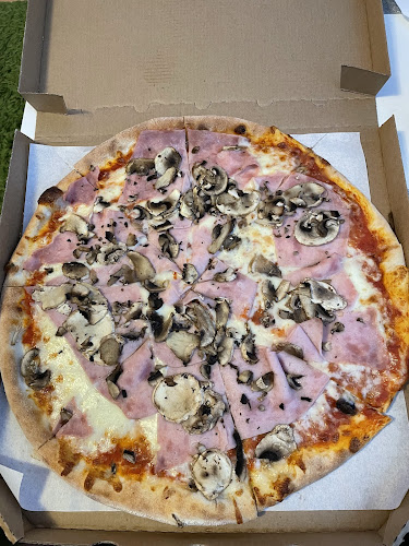 Opinii despre Pizza BOBO în Praha 4 - Gastronomie a pohostinství