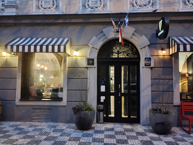 Opinii despre Arthur's Pub în Praha - Gastronomie a pohostinství