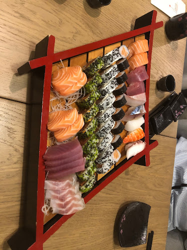 Comentarii opinii despre Hana Sushi House