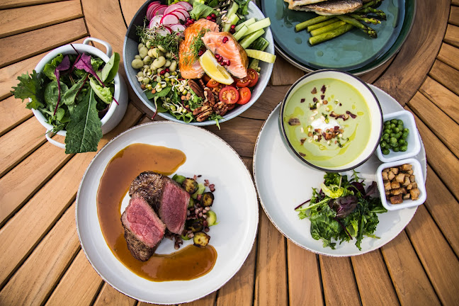 Opinii despre Bistro Dík a Čau în Opava - Gastronomie a pohostinství