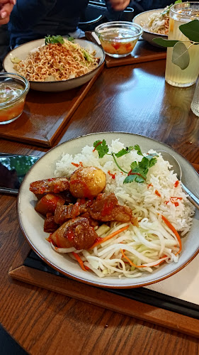 U Průhonu 1156/9, 170 00 Praha 7-Holešovice