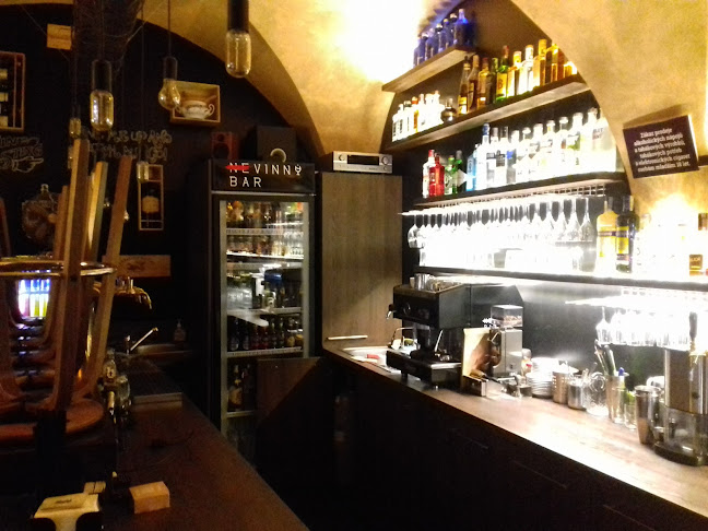 Nevinný Bar - Gastronomie a pohostinství