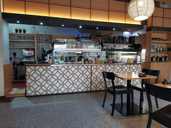 Opinii despre Yami Sushi Dlouhá în Praha 1 - Gastronomie a pohostinství