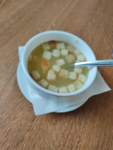 Opinii despre Restaurace Na Křižovatce în Jasenná - Gastronomie a pohostinství