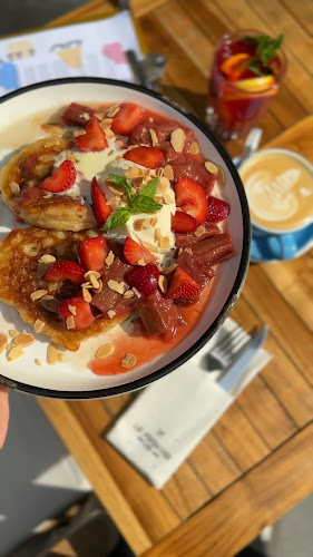 Opinii despre Le Frenchie café în Plzeň 3 - Gastronomie a pohostinství