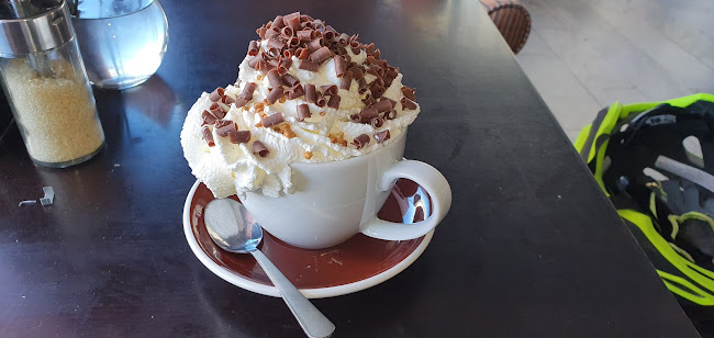 Opinii despre Es Café în Kadaň - Gastronomie a pohostinství