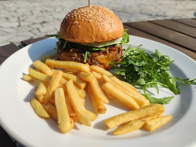 Caffé Říp - Gastronomie a pohostinství