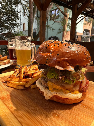 Rock and Roll Garage Club Ostrava - Gastronomie a pohostinství