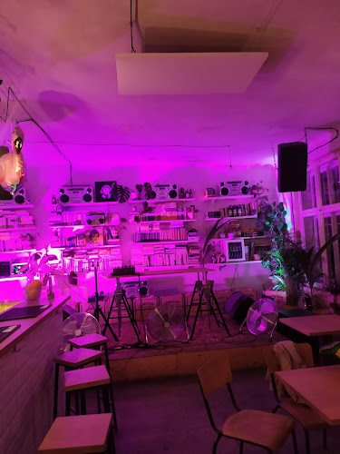 Opinii despre MōōVEMENT în Plzeň 3 - Gastronomie a pohostinství