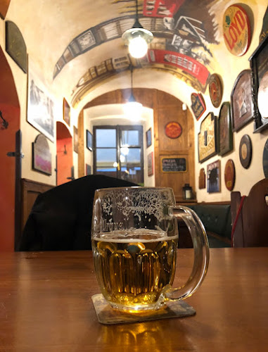 Opinii despre The Wall Pub în Malá Strana - Gastronomie a pohostinství