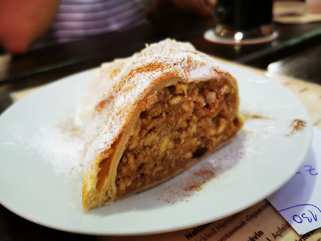 Restaurace a pivovar U Fleků - Gastronomie a pohostinství