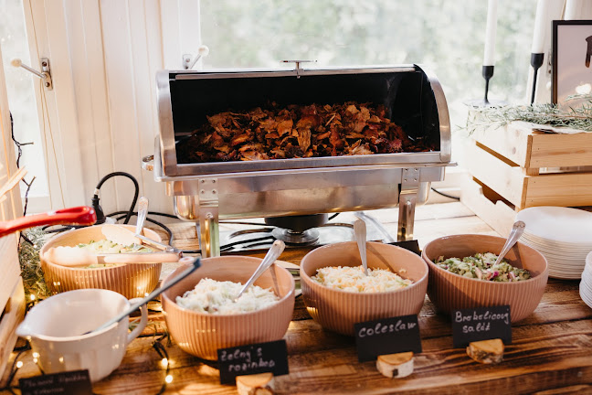 Pomůžeme s párty - catering/půjčovna - Gastronomie a pohostinství