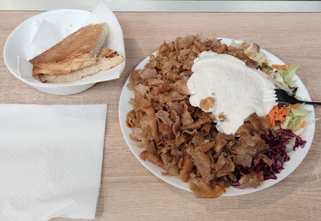 Opinii despre Bistro Friends - Kebab în Ostrava - Gastronomie a pohostinství