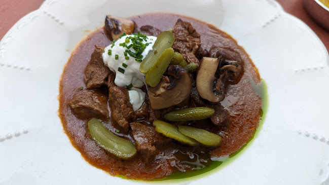 Restaurace Červený Jelen - Gastronomie a pohostinství