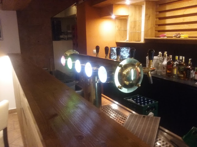 Himalaya Restaurant - Gastronomie a pohostinství