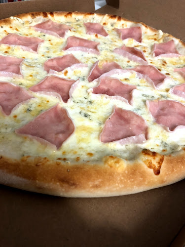 RÉBUS PIZZA - Pardubice