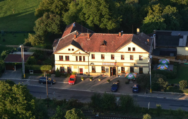 Opinii despre Restaurace U Šmídů în Bílá Třemešná - Gastronomie a pohostinství