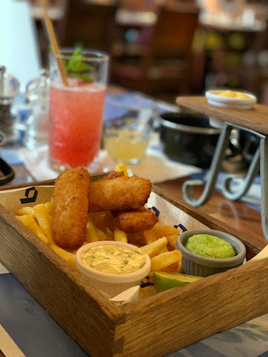 Opinii despre Bruxx în Praha - Gastronomie a pohostinství