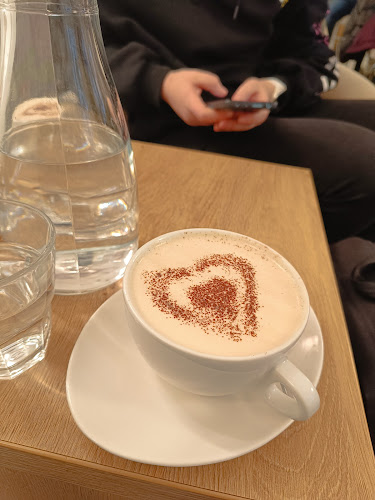 Opinii despre MyRaw Café în Nové Město - Gastronomie a pohostinství