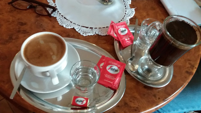 Opinii despre Cukrárna Karolínka în Hradec Králové - Gastronomie a pohostinství