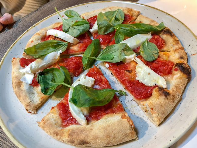 Amano - Gastronomie a pohostinství