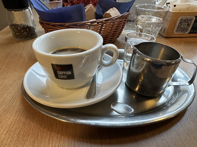 Comentarii opinii despre Café Záhorský