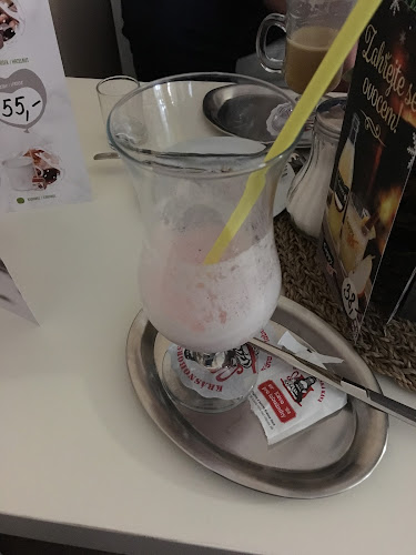 Comentarii opinii despre Café Lhota