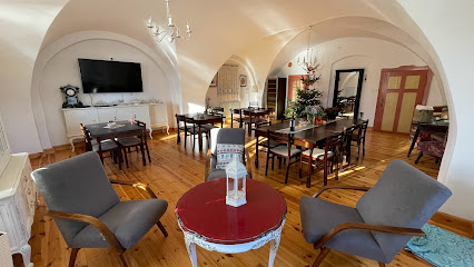 Penzion & Café "Na Zámečku 1609"