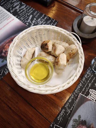 Opinii despre Pizzeria il Pinocchio în Praha - Gastronomie a pohostinství