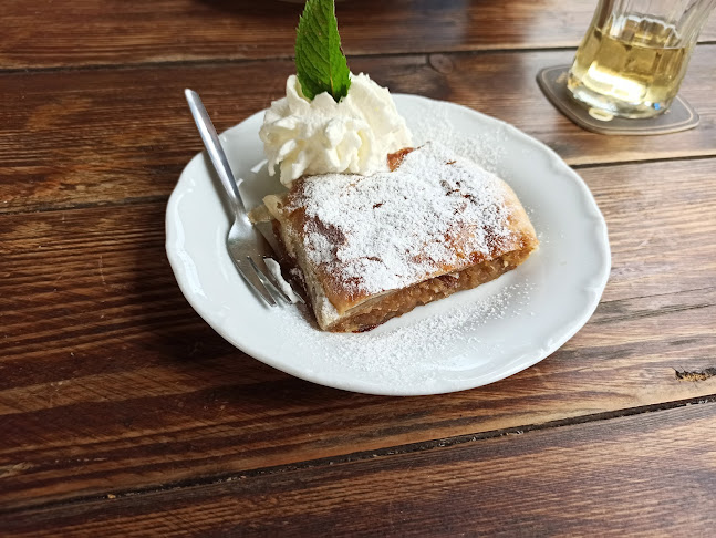 Restaurace / Penzion - Selský dvůr