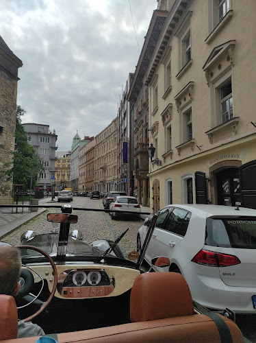 Indická Restaurace - Gastronomie a pohostinství