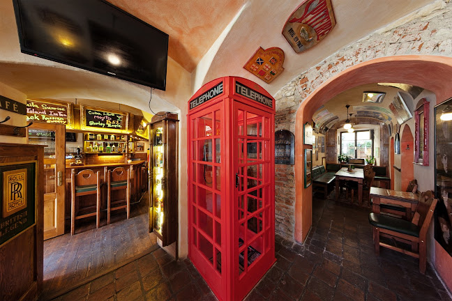 The Wall Pub - Gastronomie a pohostinství