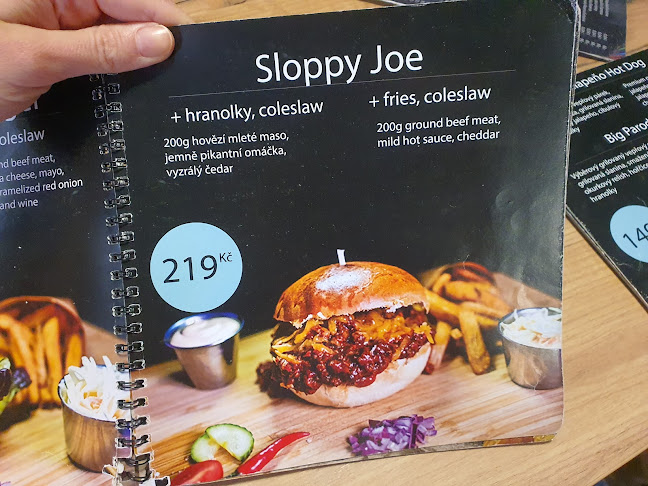 PARODIE - pivní restaurant - Gastronomie a pohostinství