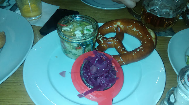 Staroměstské nám. 930/7, 110 00 Josefov