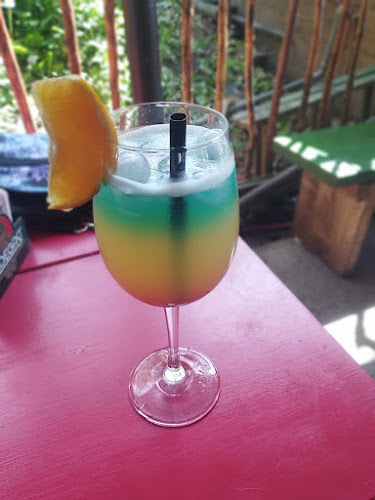 Opinii despre Malá Jamajka în Město - Gastronomie a pohostinství