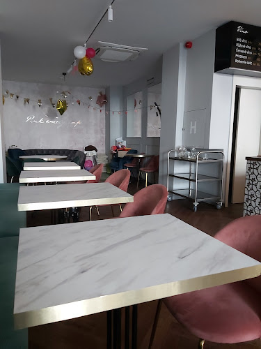 Comentarii opinii despre Pink Emely Cafe