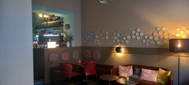 Opinii despre Dhaba Cafe în Praha - Gastronomie a pohostinství