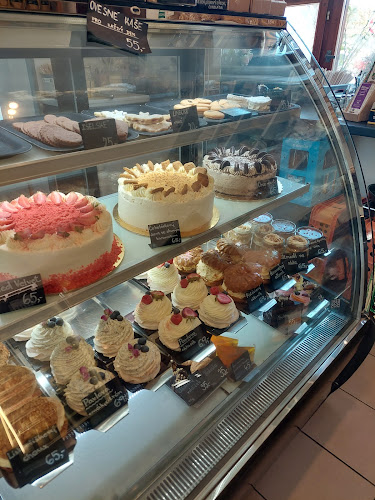 Opinii despre Kavárna & Cukrárna VLOČKA în Frýdlant - Gastronomie a pohostinství