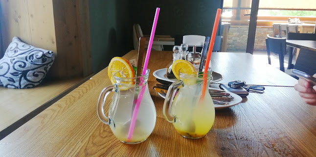 Opinii despre Restaurace a penzion Pod Lípami în Metylovice - Gastronomie a pohostinství