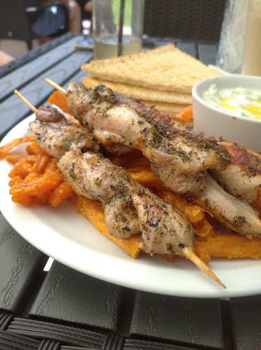 Hradecká 1172/3, 500 03 Hradec Králové 3