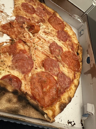 Comentarii opinii despre Johnny Pizza Bistro (Takeaway)