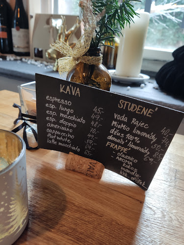 Opinii despre Pullt în Trutnov - Gastronomie a pohostinství