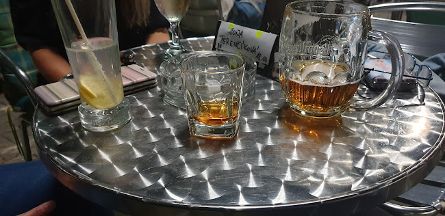 Opinii despre Pivnice U Haryho în Hodonín - Gastronomie a pohostinství