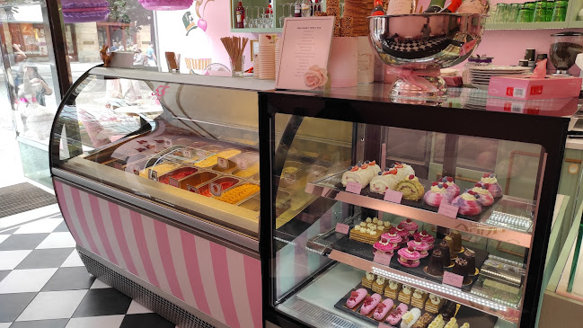 Mad Rabbit - Staré Město