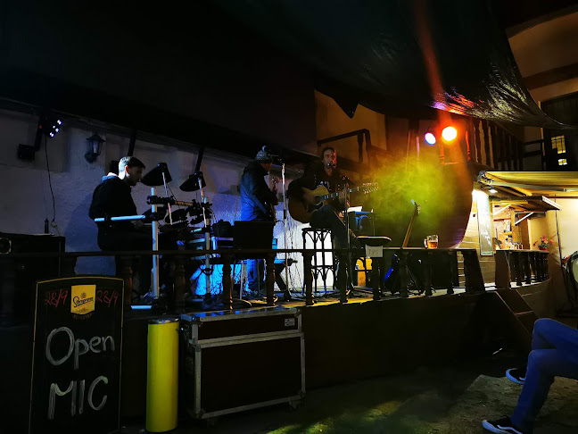 PYRÁT Pub & Pivnice & Grill - Praha